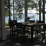 Дом отдыха Lakeside