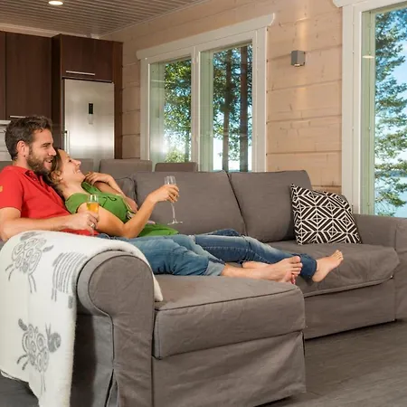 펜션 Lakeside Cottages Rastinniemi