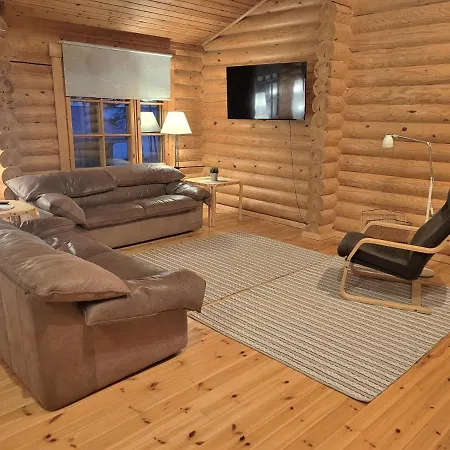 بيت للعطل Lakeside Cottages