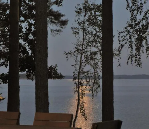 Feriehus Lakeside Cottages *